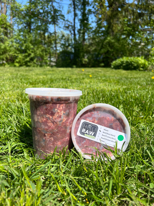 Raw dog food, raw pet food, frozen raw dog food, raw dog meals, natural raw dog food, raw food for dogs, BARF diet for dogs, biologically appropriate dog food, fresh raw dog food, healthy dog food, grain-free dog food, holistic dog food, raw dog food delivery, raw nutrition for pets, raw dog food Canada, Ottawa, Local, Gatineau, Wakefield, Chelsea, Russel