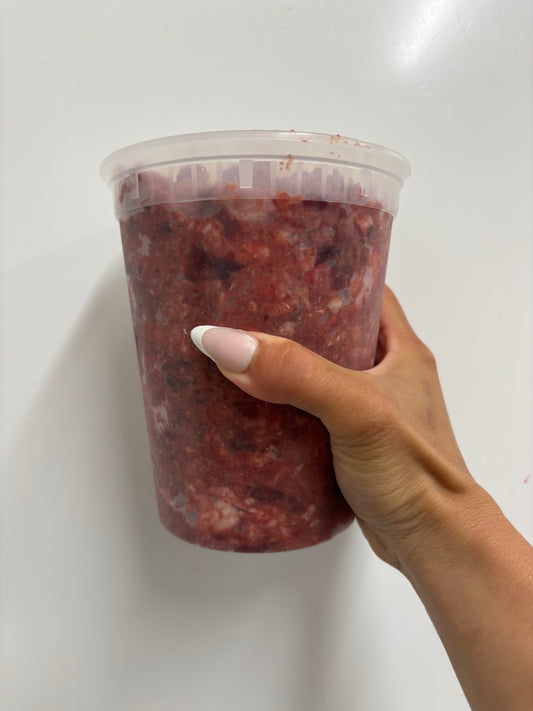 Raw dog food, raw pet food, frozen raw dog food, raw dog meals, natural raw dog food, raw food for dogs, BARF diet for dogs, biologically appropriate dog food, fresh raw dog food, healthy dog food, grain-free dog food, holistic dog food, raw dog food delivery, raw nutrition for pets, raw dog food Canada, Ottawa, Local, Gatineau, Wakefield, Chelsea, Russel