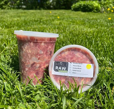 Raw dog food, raw pet food, frozen raw dog food, raw dog meals, natural raw dog food, raw food for dogs, BARF diet for dogs, biologically appropriate dog food, fresh raw dog food, healthy dog food, grain-free dog food, holistic dog food, raw dog food delivery, raw nutrition for pets, raw dog food Canada, Ottawa, Local, Gatineau, Wakefield, Chelsea, Russel, chicken